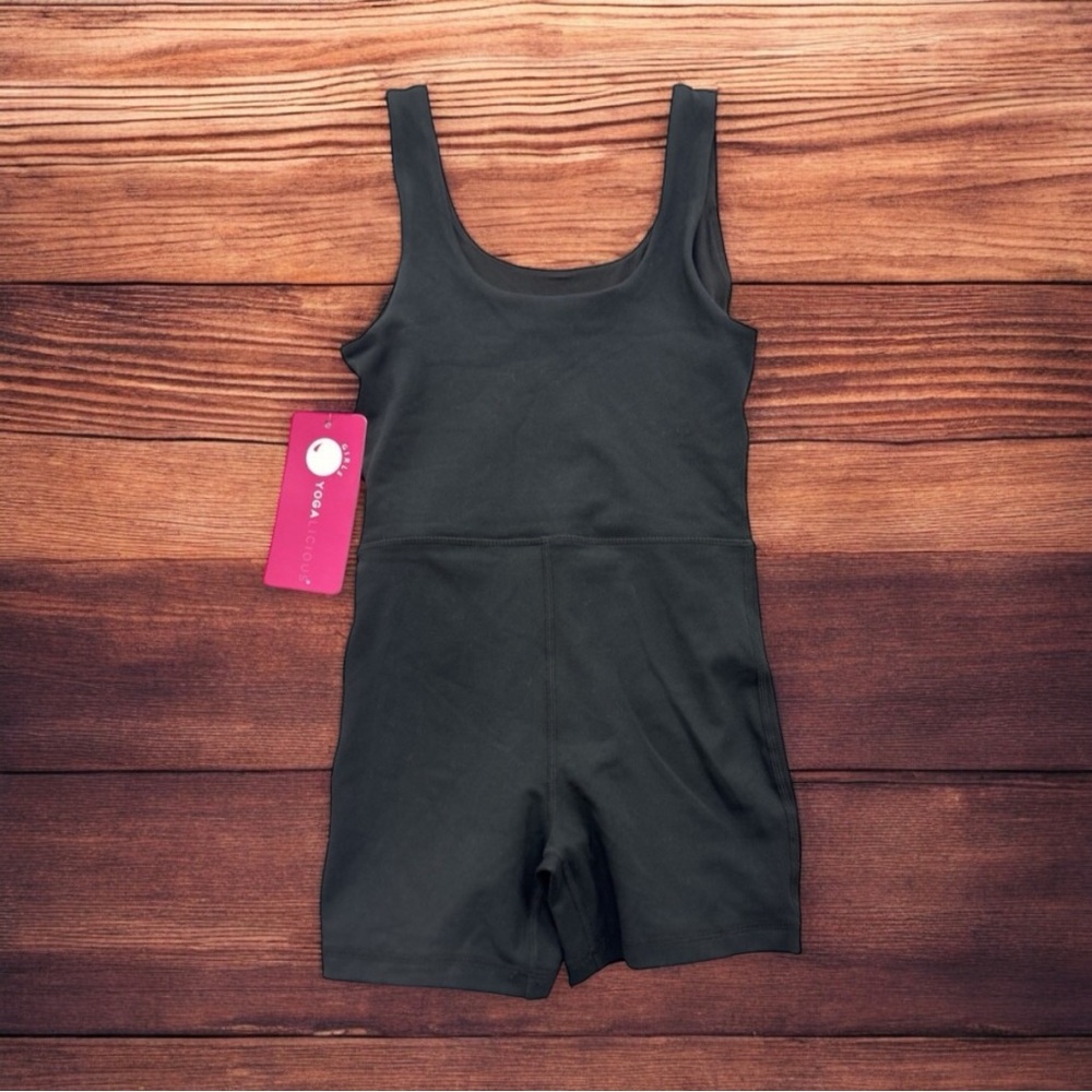Yogalicious Lux Core Romper - Picture 5 of 5